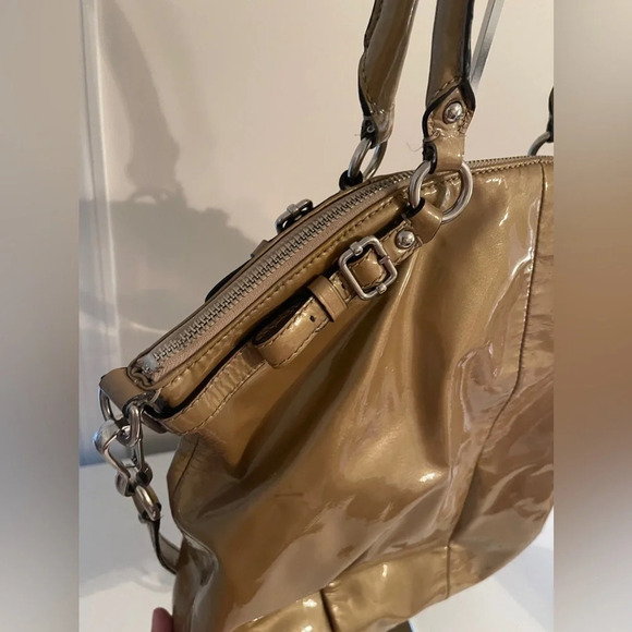 Coach Madison Lindsey Patent Leather Satchel - Picture 6 of 8